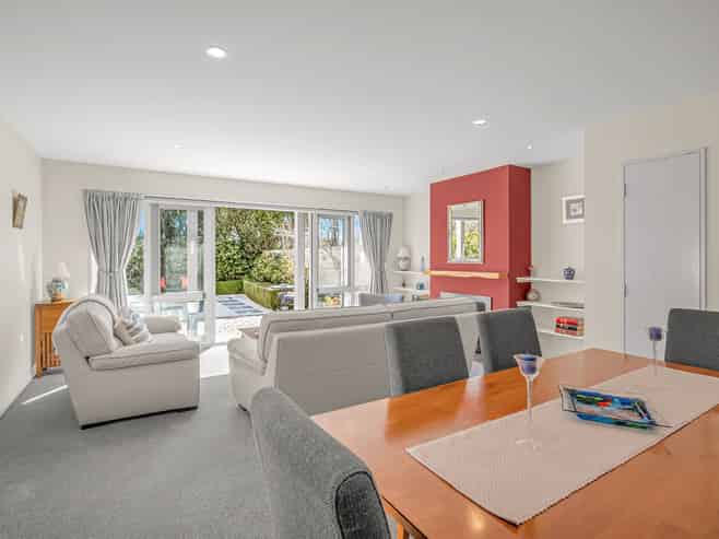 36 Beechwood Drive, Northwood