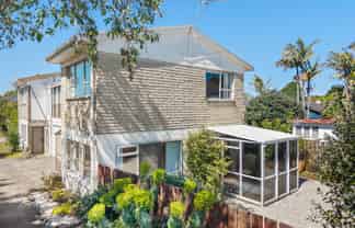 2/141 Selwyn Street, Onehunga