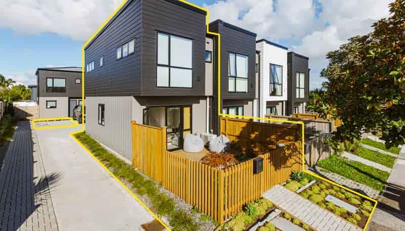 1/77 Glenmore Road, Sunnyhills