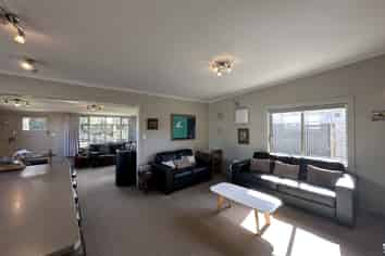 7 Dunnet Street, Karitane