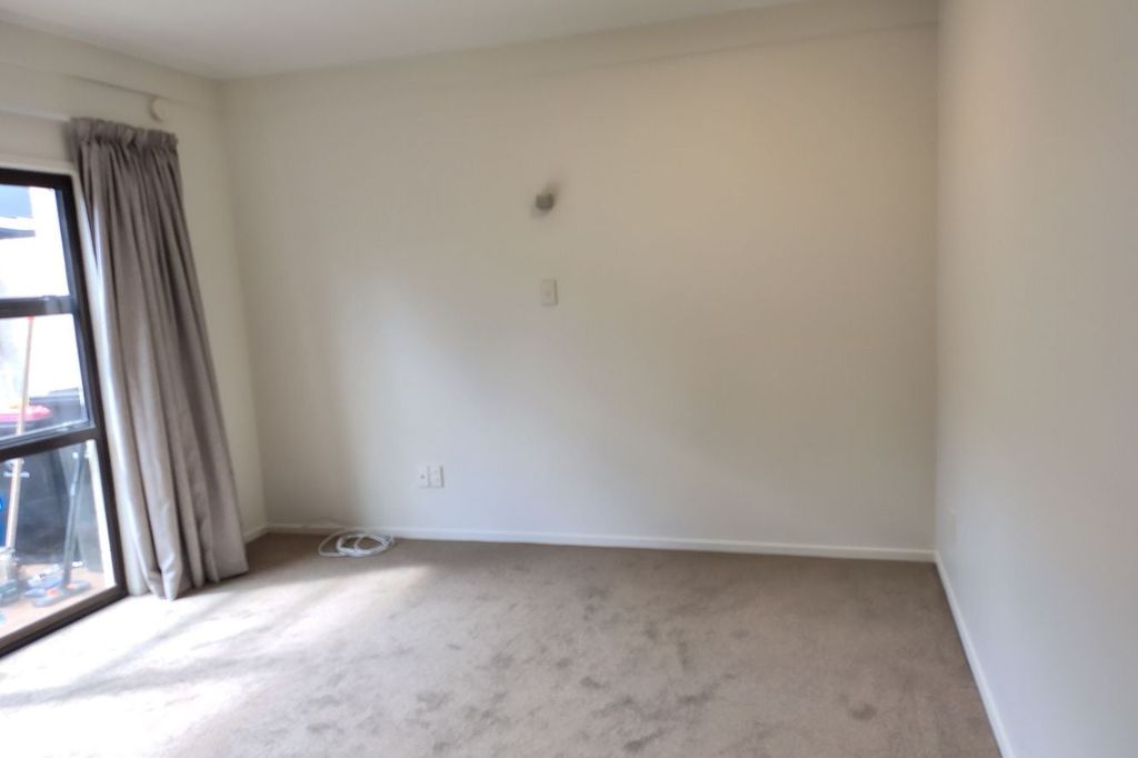 Renovated 1 Bedroom/1 Bathroom - Unfurnished 3