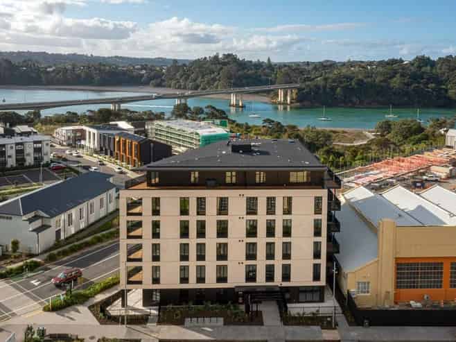 301/2 Launch Road, Hobsonville
