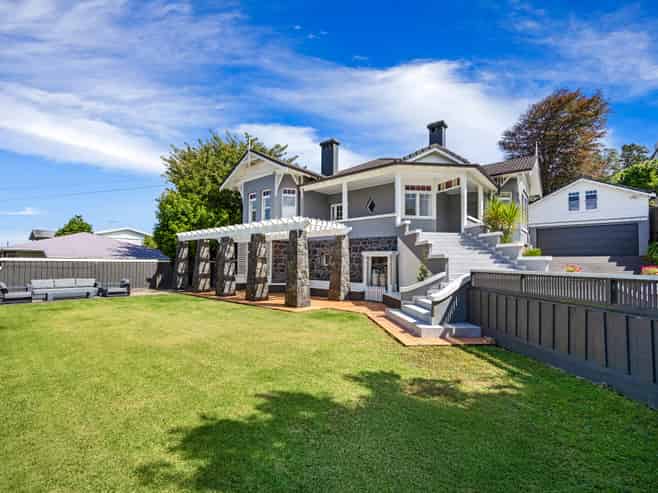 15 Buckley Road, Epsom
