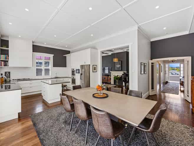 15 Buckley Road, Epsom