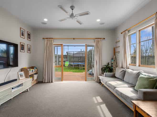 80 Lord Rutherford Road North, Brightwater