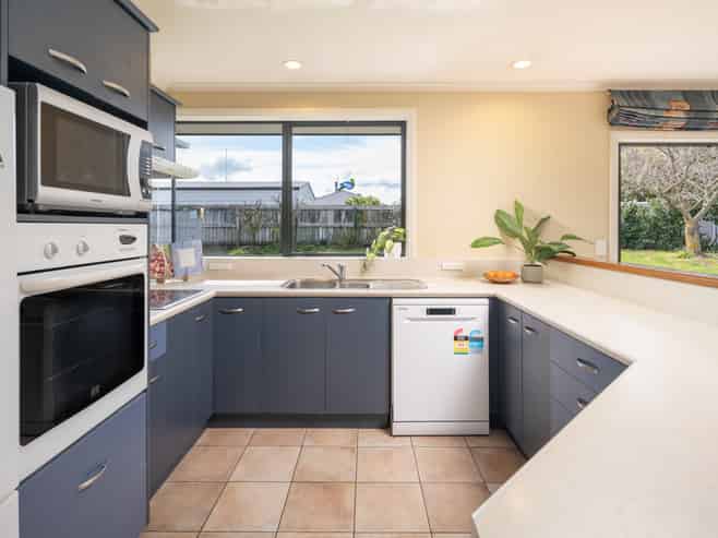 10 Hope Drive, Witherlea