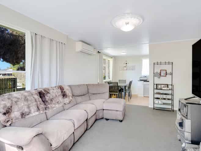 29 Masefield Drive, Enderley