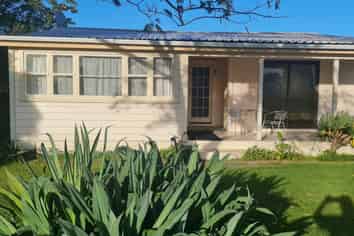 13 Athenree Road, Athenree