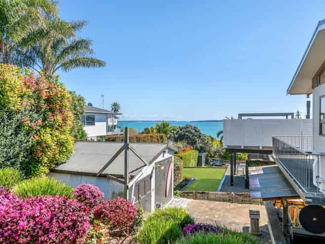 2 Alexander Avenue, Maraetai