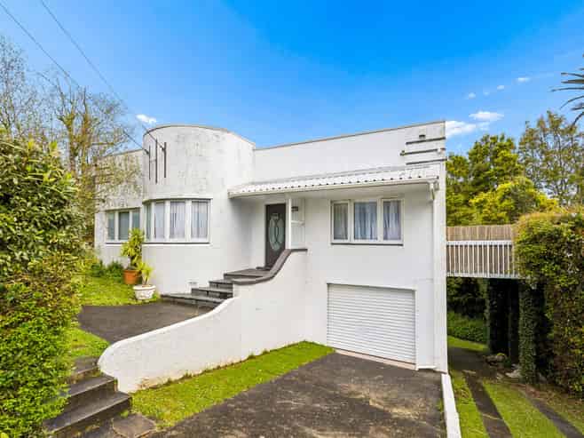 49 and 51 Nihill Crescent, Mission Bay