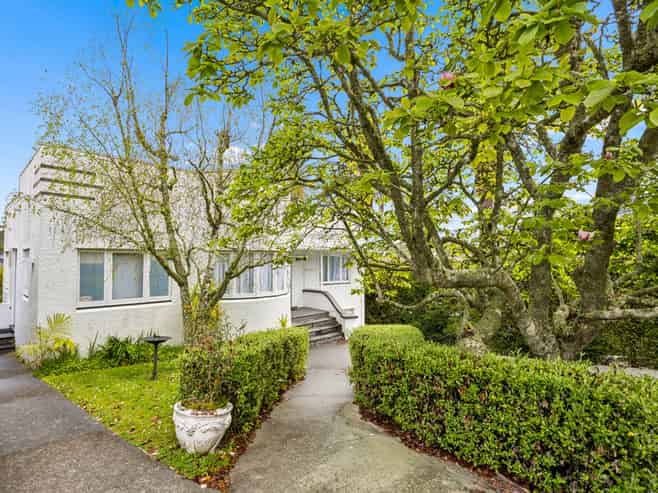 49 and 51 Nihill Crescent, Mission Bay