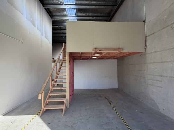 174sqm Albany industrial unit
