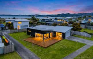 279 Cook Drive, Whitianga