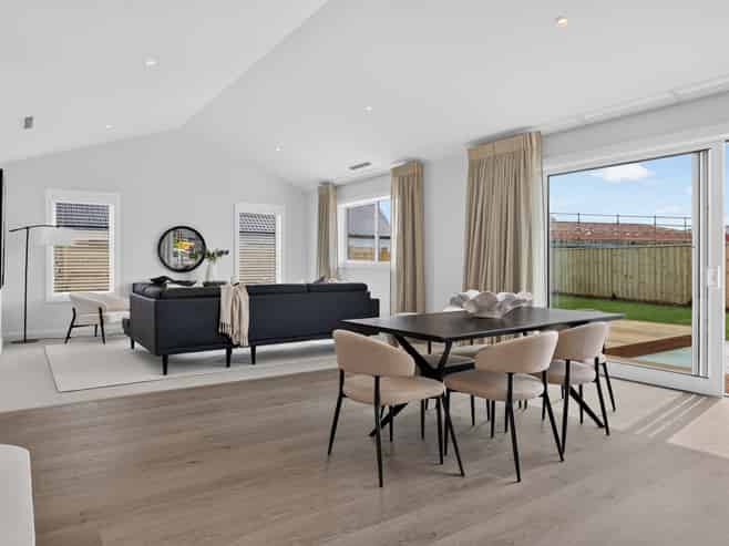 2 Knighton Drive, West Melton