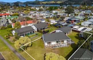 62 Vista Paku, Pauanui