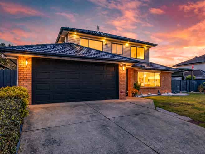 47 Peninsula Road, Mangere
