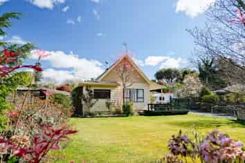 6 Westbrook Place, Pomare
