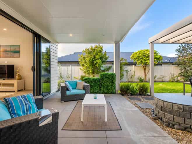 5 Karo Road, Beachlands