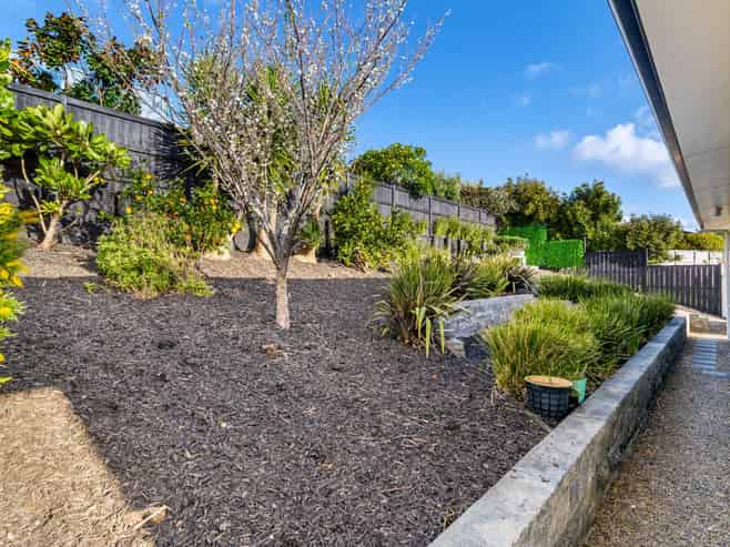 5 Karo Road, Beachlands