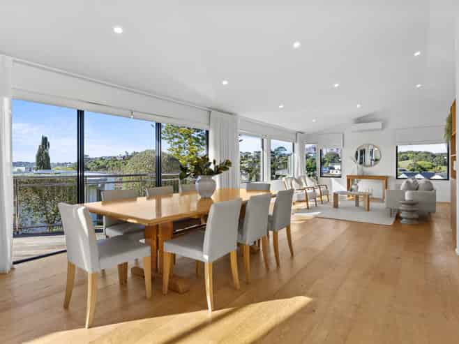 3 Endymion Place, Half Moon Bay