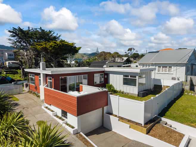 102 Rosetta Road, Raumati South