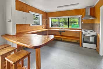 2192 Omana Road, Tangiteroria