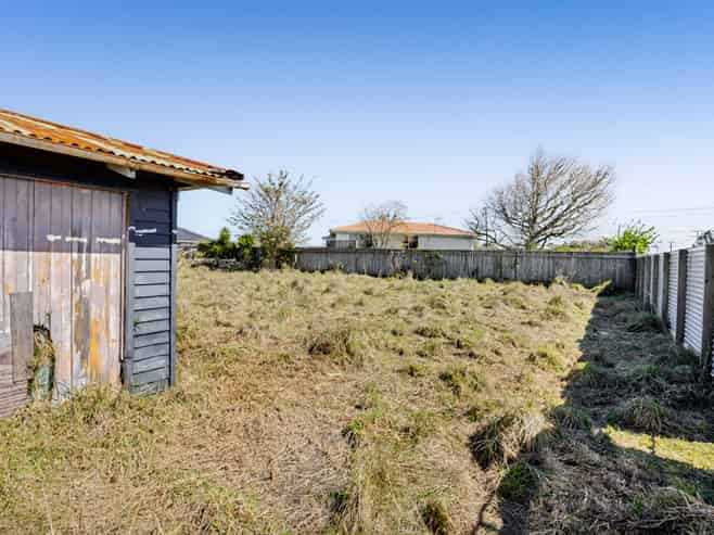 16 Iredale Road, Hawera