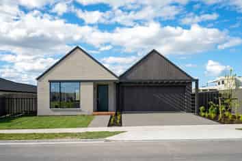 7 Selby Lane, Havelock North