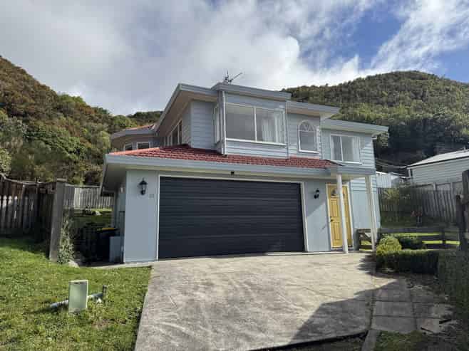 23 Jaunpur Crescent, Broadmeadows