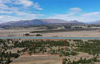 12 Flanagan Lane, Twizel