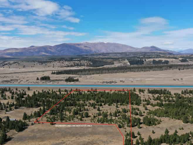 12 Flanagan Lane, Twizel