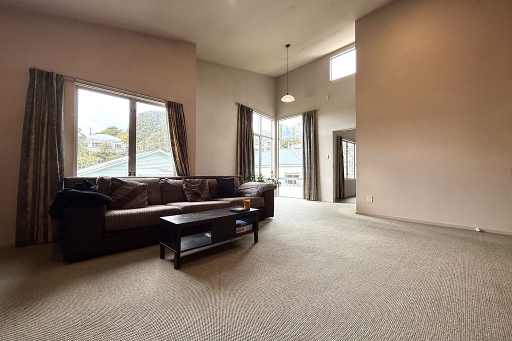 4-Bedroom home in Brooklyn 2