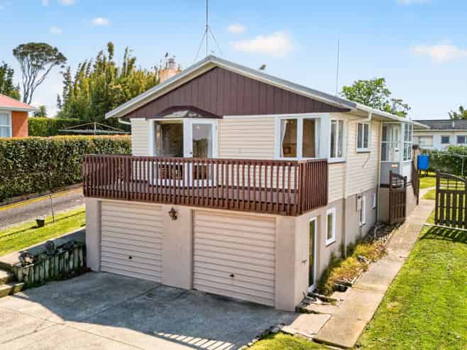 23 Nandana Drive, GLEN EDEN