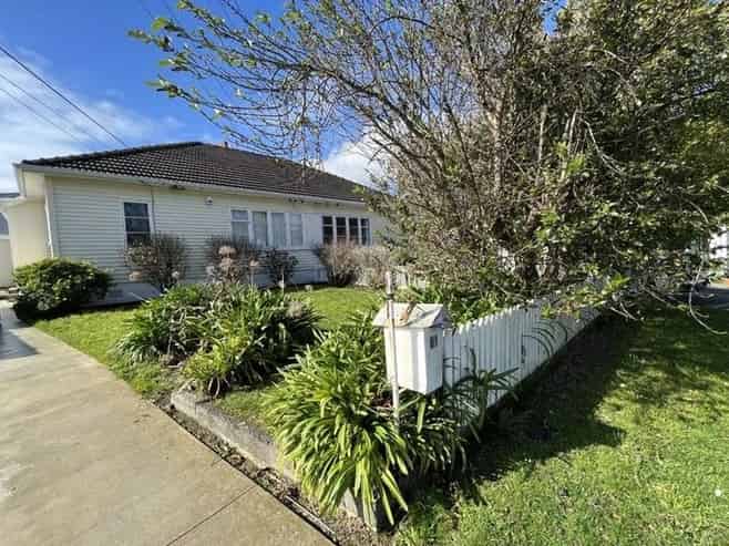 61 Lincoln Avenue, Epuni