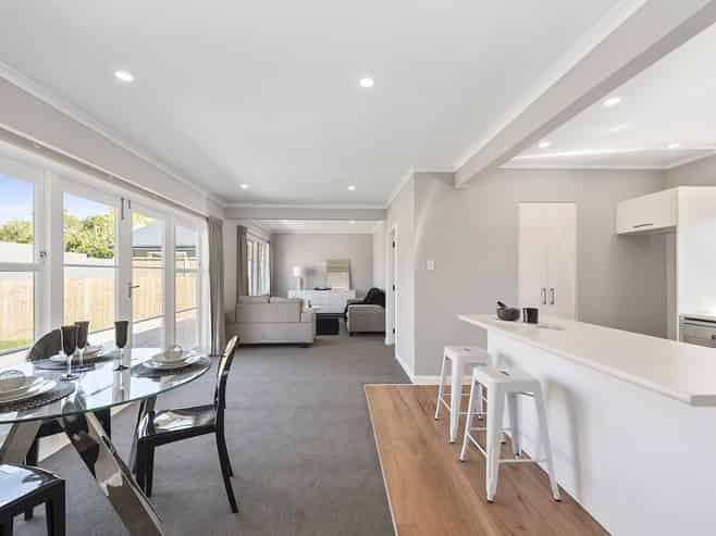 110 Cook Street, Hamilton East