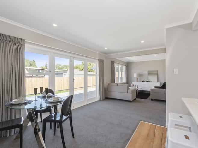110 Cook Street, Hamilton East