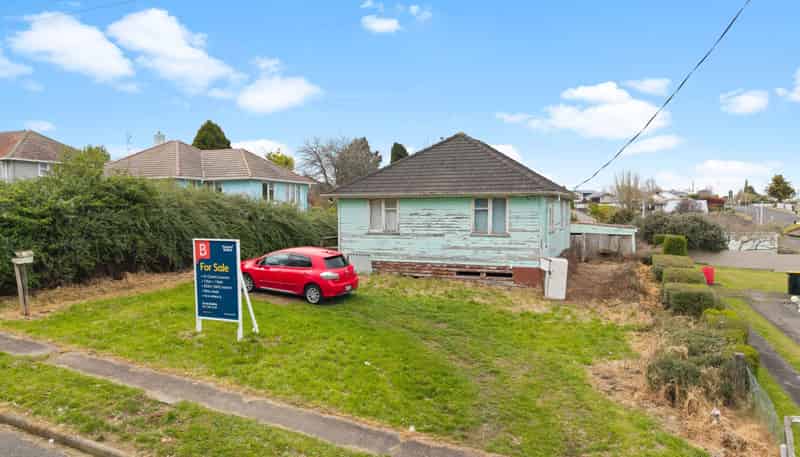 24 Charles Crescent, Putaruru