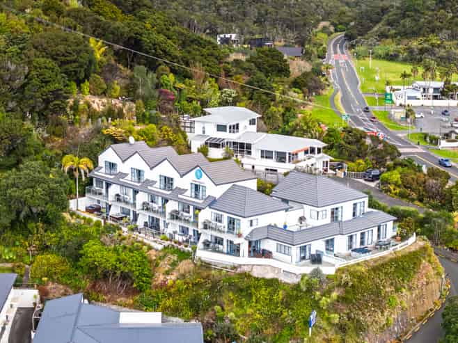 Blue Pacific Apartments - Management Business with On-Site Apartment Included