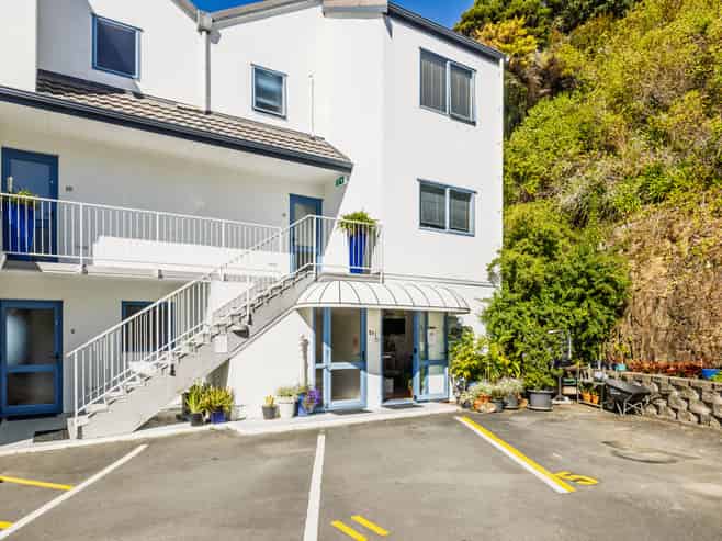 Blue Pacific Apartments - Management Business with On-Site Apartment Included