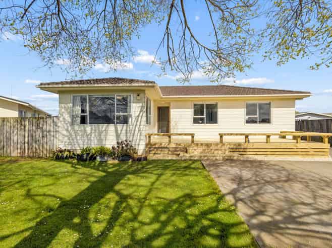 27  Neems Place, Manurewa