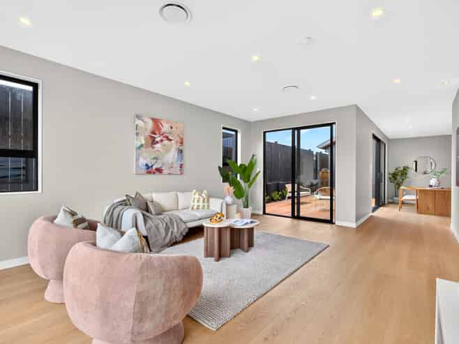 17 Tamaota Terrace, Orewa