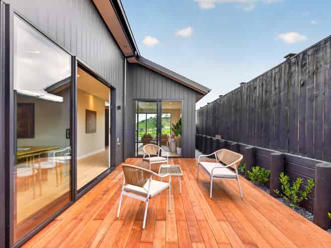 17 Tamaota Terrace, Orewa