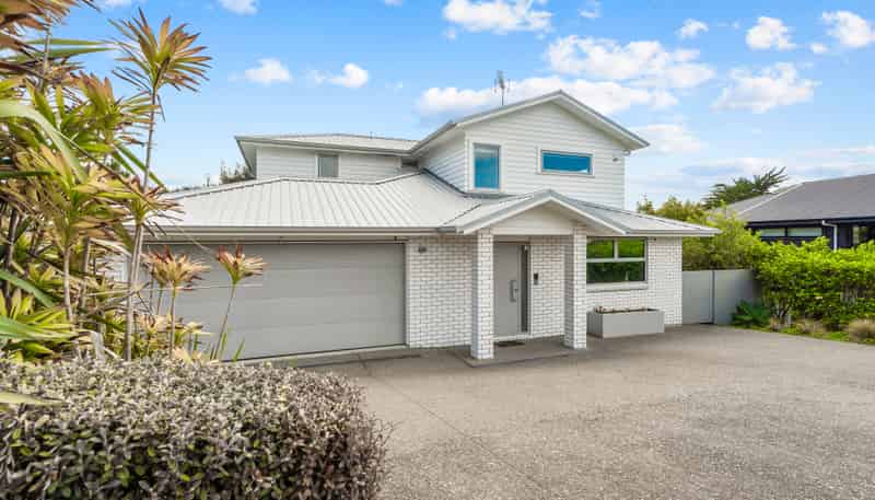 18 Bella Vista Drive, Gulf Harbour