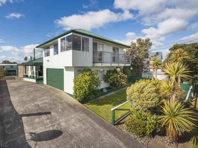43 Shortt Street, Foxton Beach