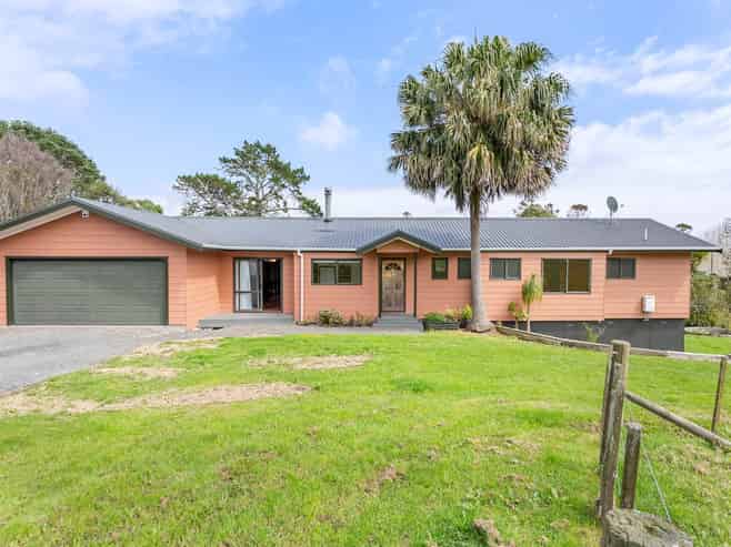 1830 East Coast Road, Stillwater