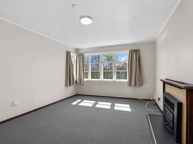 24 Oakland Street, Northcote
