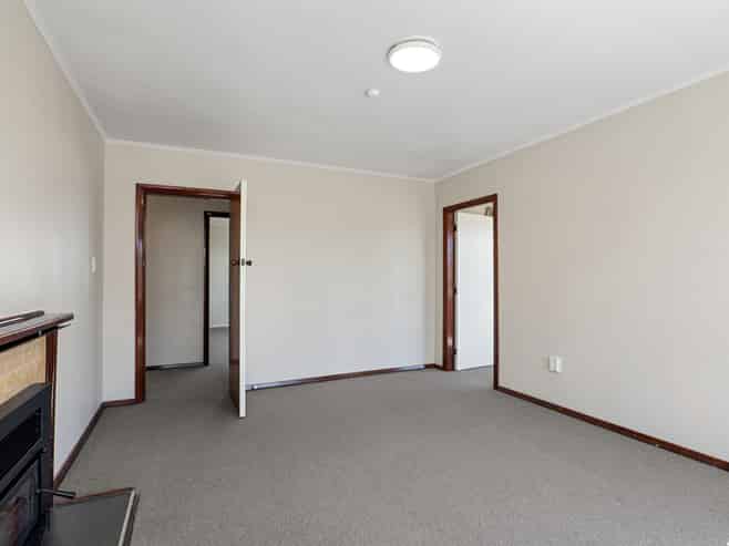 24 Oakland Street, Northcote