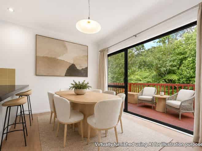 5 Springwater Vale, Unsworth Heights