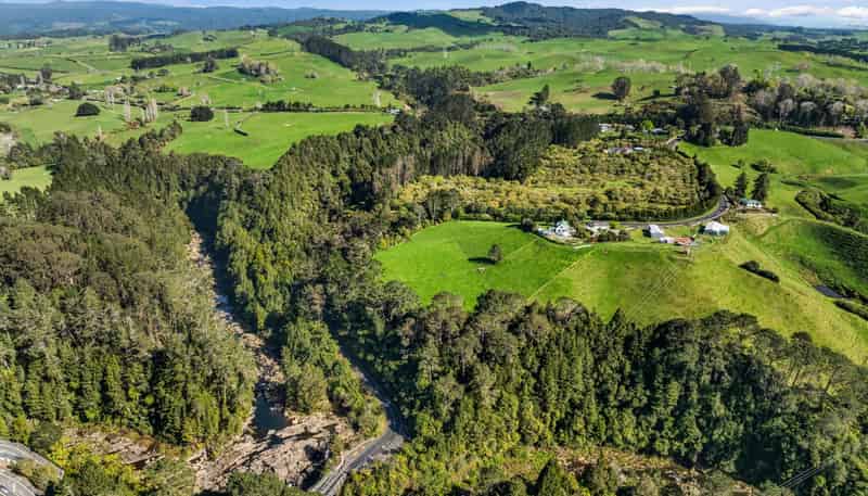 20 McLaren Falls Road, Lower Kaimai
