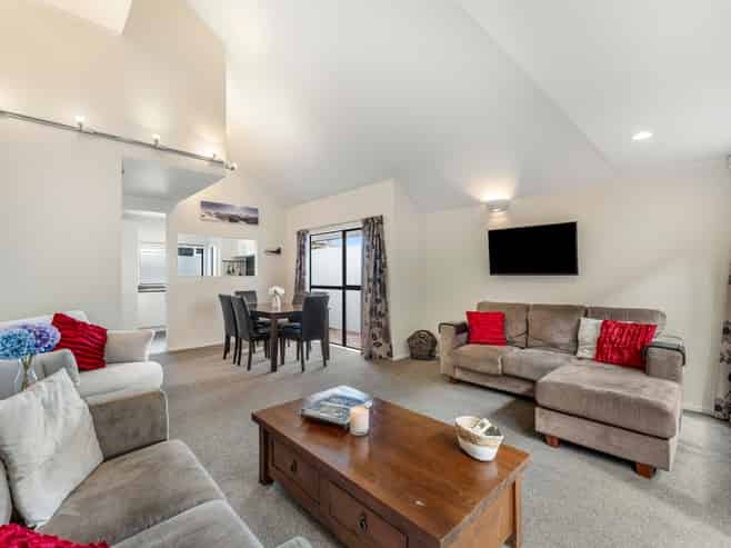 1/18 Macpherson Street, Meadowbank